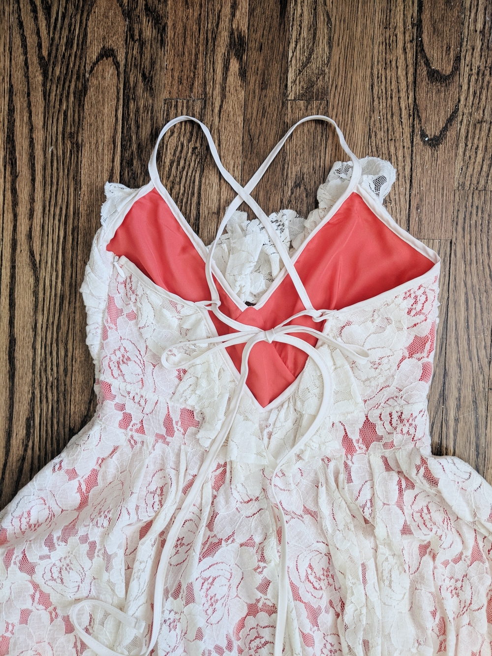 Ivory Lace Ruffle Dress - Picture 2 of 4